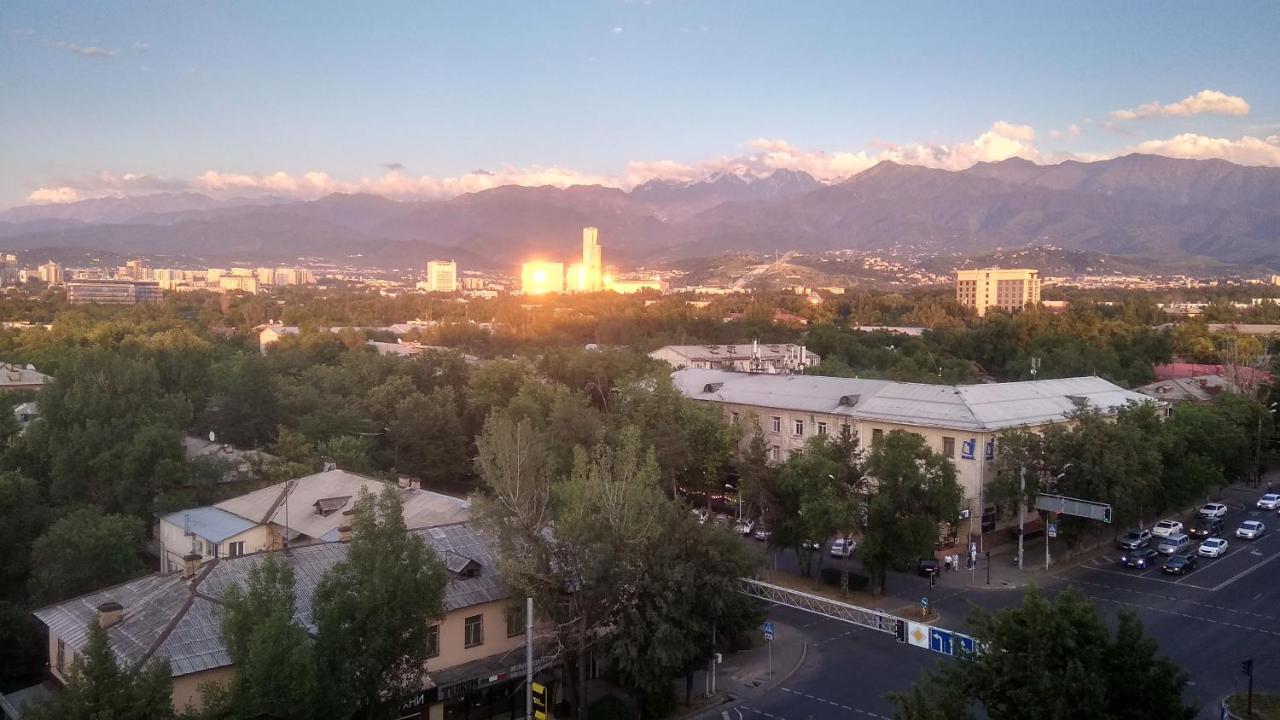 " Atakent " Panoramny Vid Quartira Daire Almatı Dış mekan fotoğraf