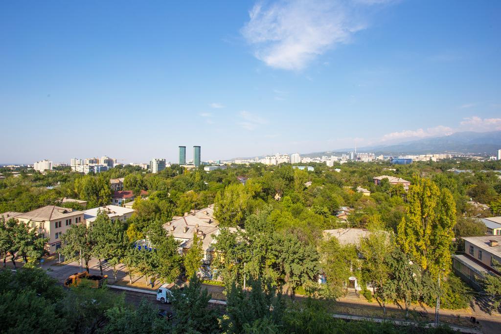 " Atakent " Panoramny Vid Quartira Daire Almatı Dış mekan fotoğraf